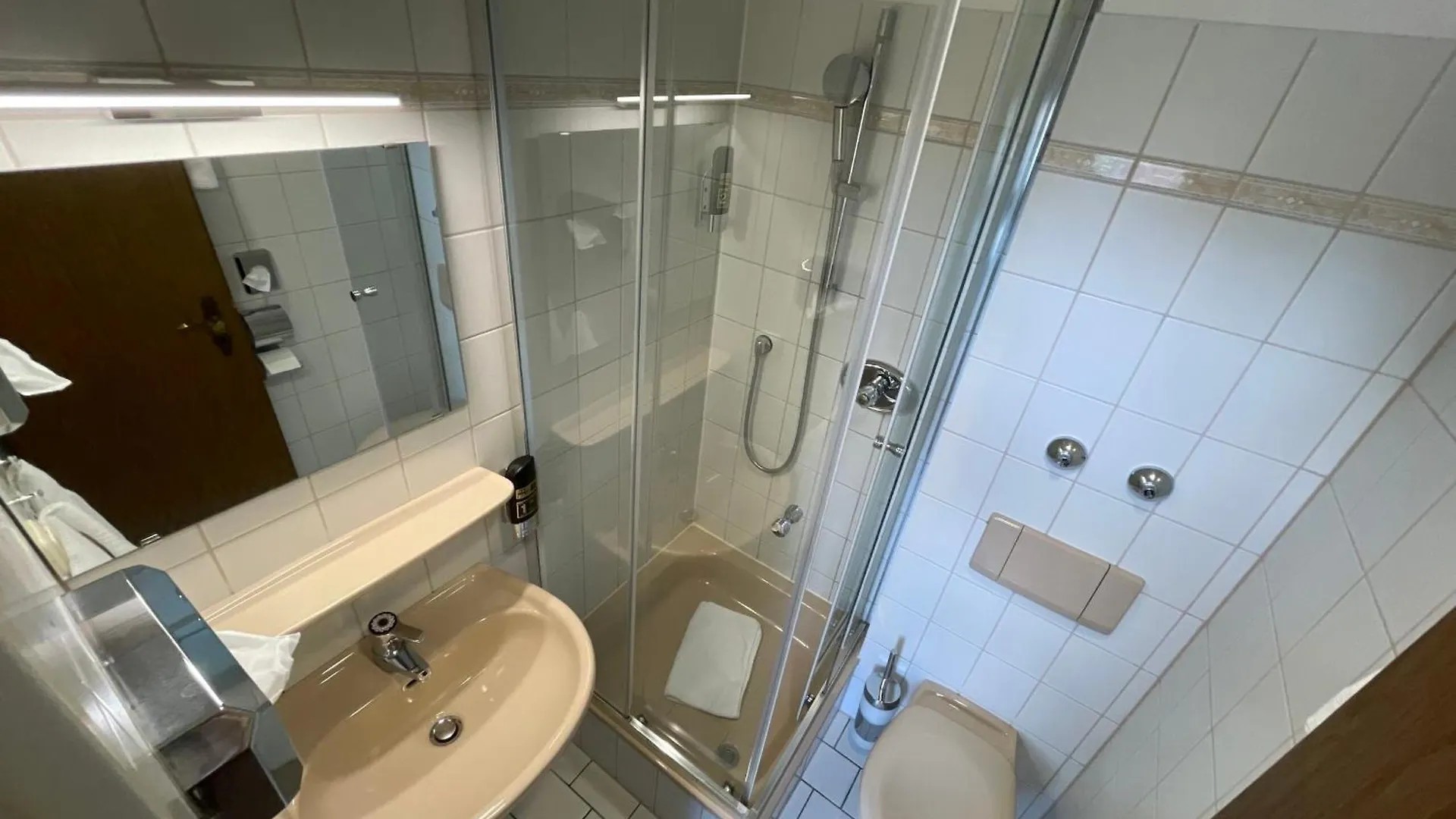 Zajazd Hotel Gaststaette Zur Eiche Hanower Niemcy